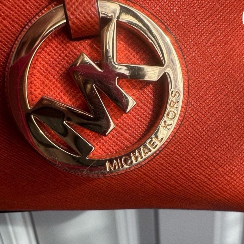 Michael Kors Orange Textured Tote Bag Gold Logo Charm Designer Shoulder - Picture 3 of 16